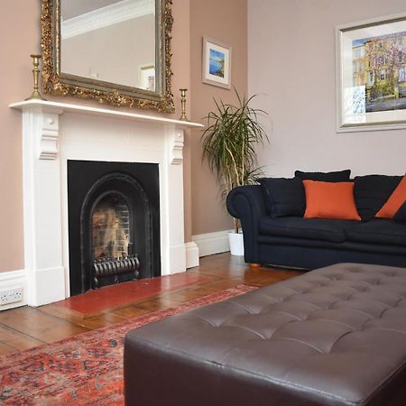 East Claremont - Beautiful 2Br Apartment In Central Единбург Екстериор снимка