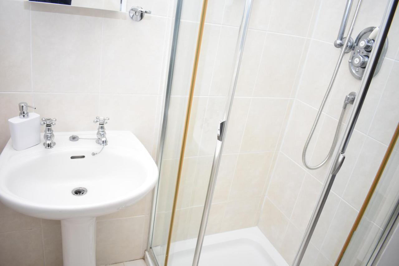 East Claremont - Beautiful 2Br Apartment In Central Единбург Екстериор снимка